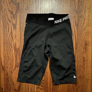 Nike Size M Long Bike Short